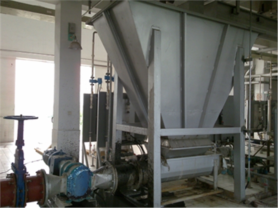 干污泥輸送系統(tǒng).jpg 干污泥輸送系統(tǒng).jpg