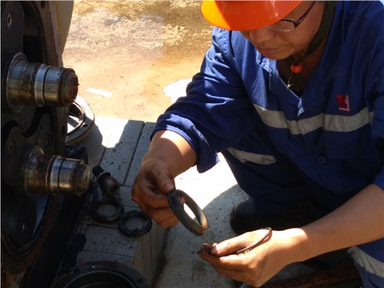 羅德橡膠轉(zhuǎn)子凸輪泵在線維護20180905 羅德橡膠轉(zhuǎn)子凸輪泵在線維護20180905