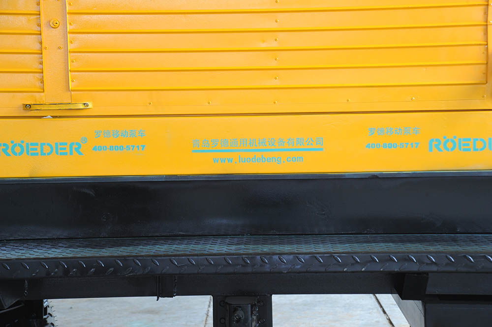 羅德移動(dòng)泵車(chē)側(cè)面圖 羅德移動(dòng)泵車(chē)側(cè)面圖