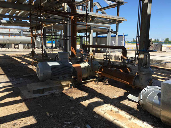 工位實拍--超稠原油卸車泵 工位實拍--超稠原油卸車泵